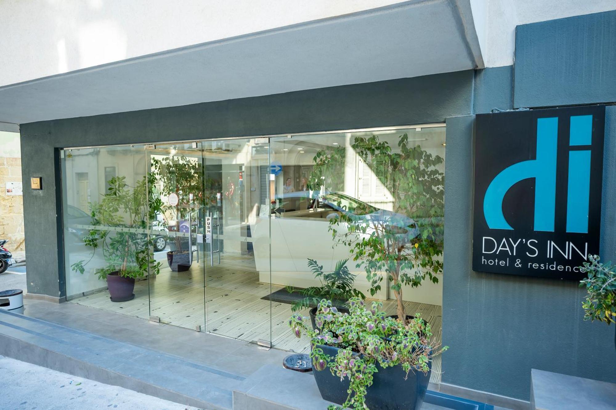 Day'S Inn Hotel And Residence Sliema Extérieur photo
